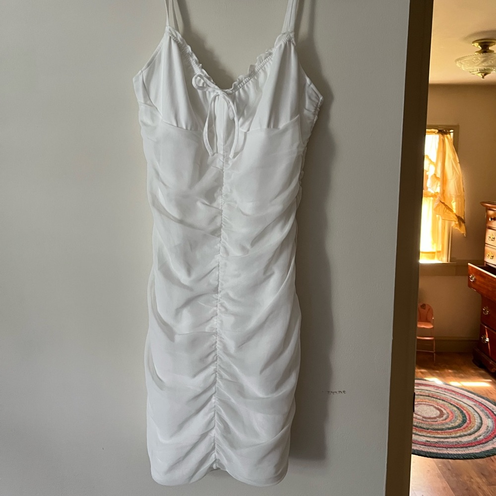 Mini ruched white dress